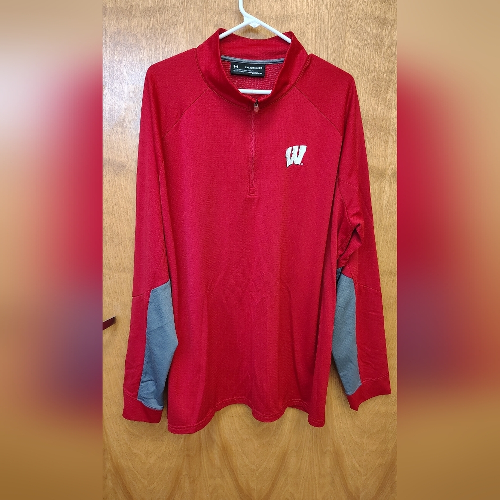 Under Armour Wisconsin Badgers 1/4 Zip Pullover